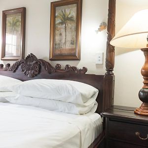 Presidential King Room